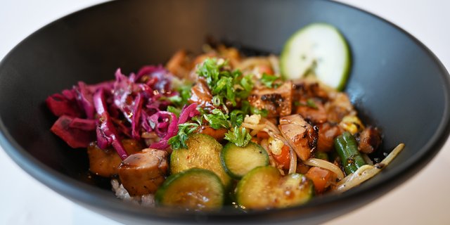 Ginger Teriyaki Chicken Bowl