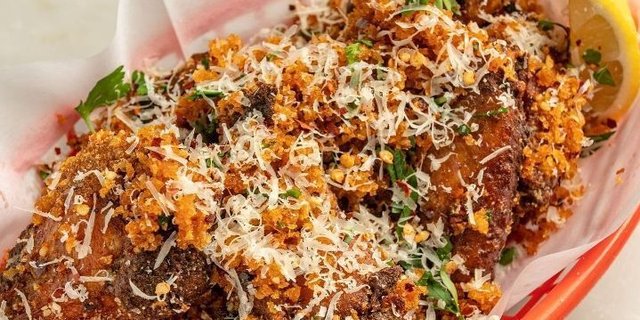 Spicy Wings Oreganata