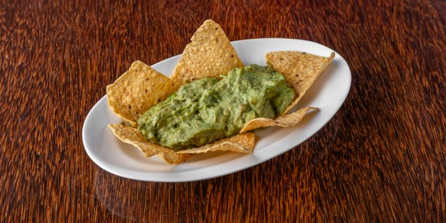 Chips & Guacamole