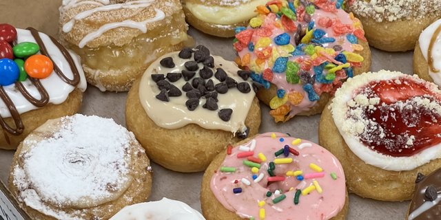 16-Donut Box