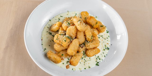 Mac & Cheese Fritters
