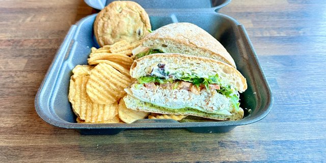 Groove Turkey Sandwich Box