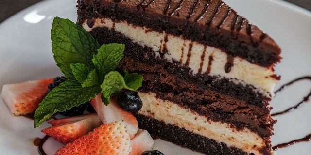Tuxedo Chocolate Cake