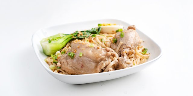 Garlic Noodles W/ Chicken