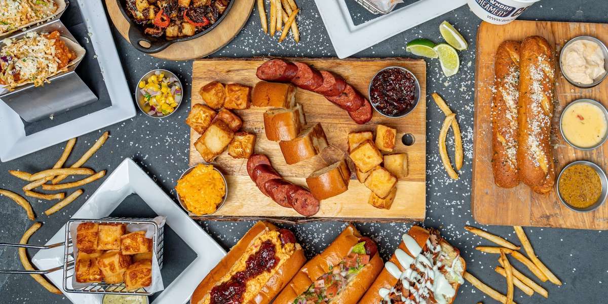 Browndog Barlor & Restaurant