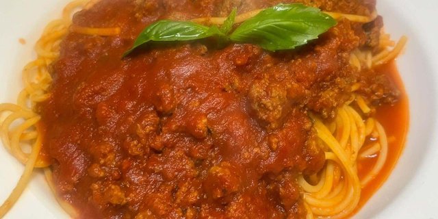 Pasta w/ Meat Sauce
