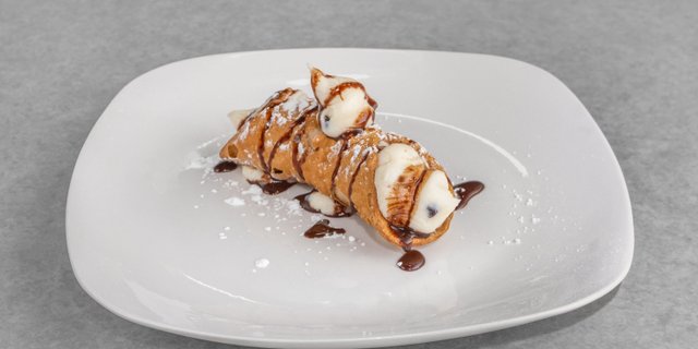Cannoli
