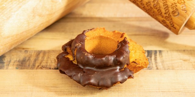 Old Fashion Donut Chocolate