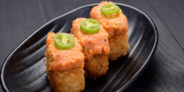 Crispy Rice w/ Spicy Tuna