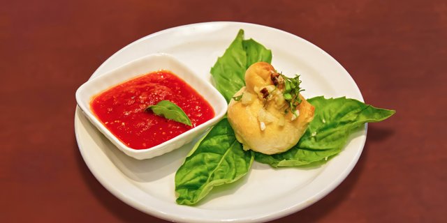 Garlic Knot