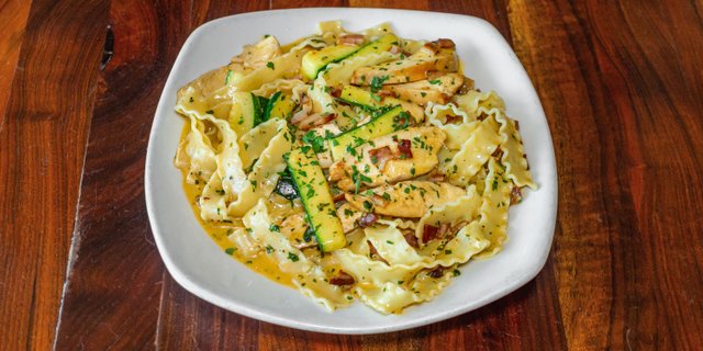 Fettuccia con Pollo