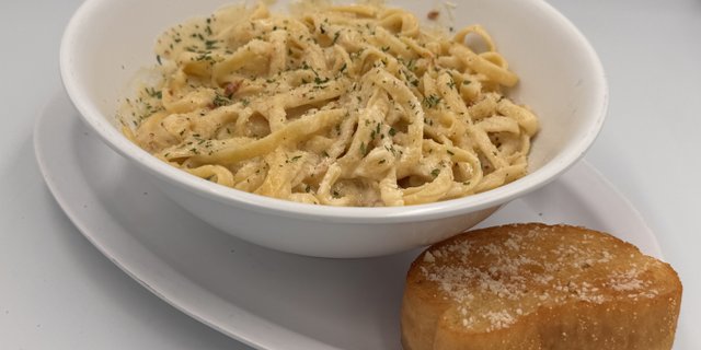 Individual Fettuccine Alfredo