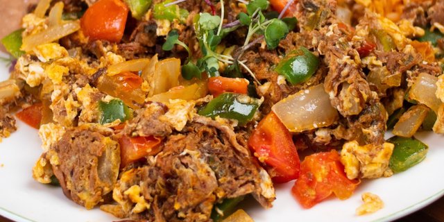 Machaca Con Huevos