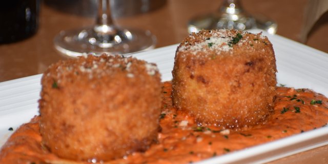 Capellini Cakes