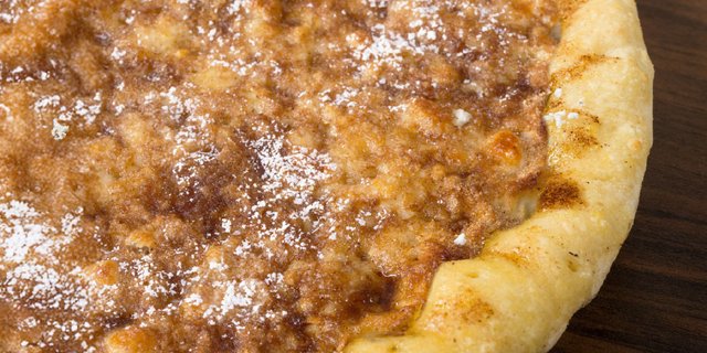 Cinnamon Dessert Pizza