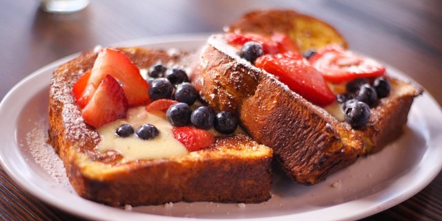 Creme Brulee French Toast