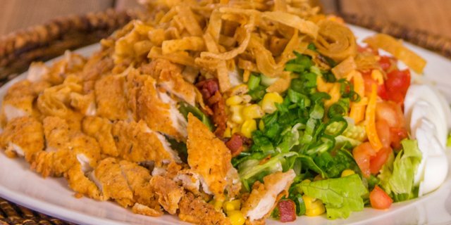Cajun Crispy Salad