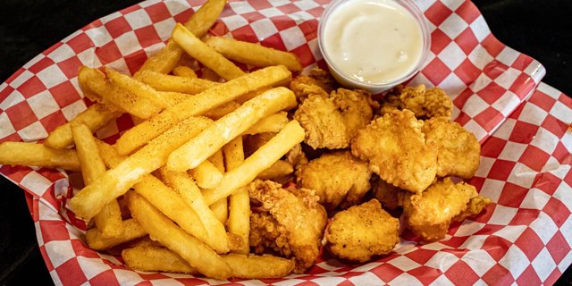 Boneless King Wings