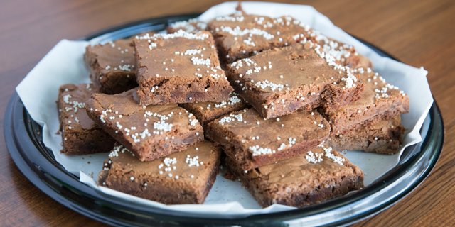 Dozen Housemade Fudge Brownies