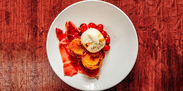 Burrata Salad