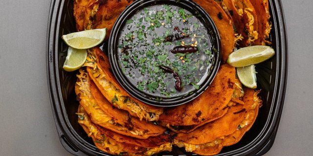 Chicken Birria Taco Platter