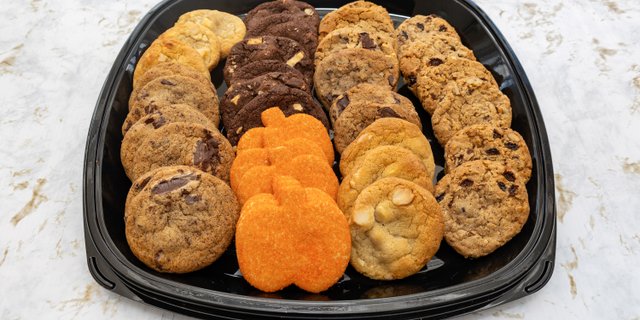 The Complete Cookie Tray