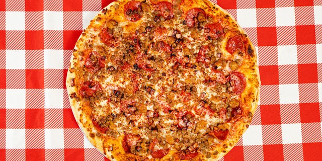 Meats Deluxe Pizza