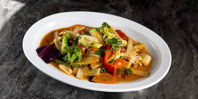 Hot Basil Stir-Fry