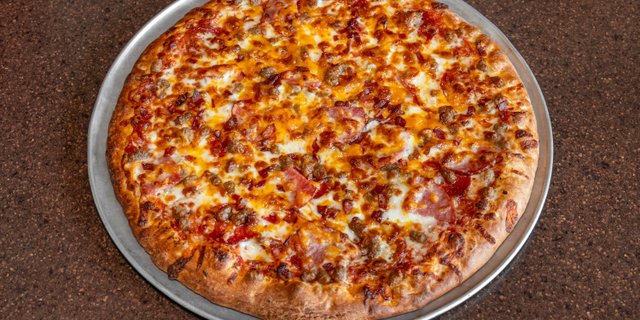 Meat & Cheese Pizza