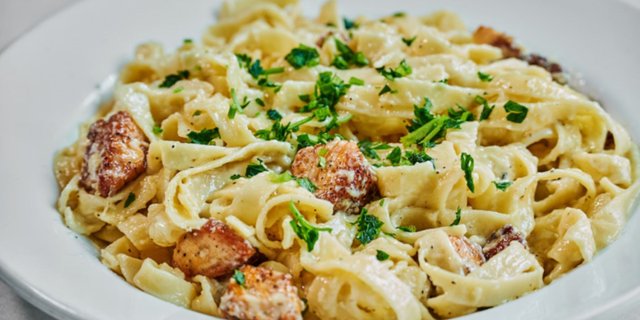 Salmon Fettuccine