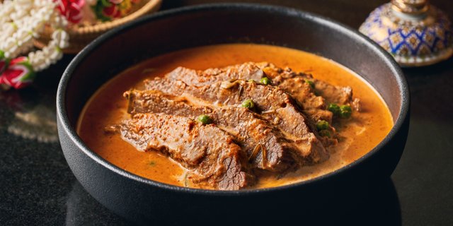 Nuer Panang