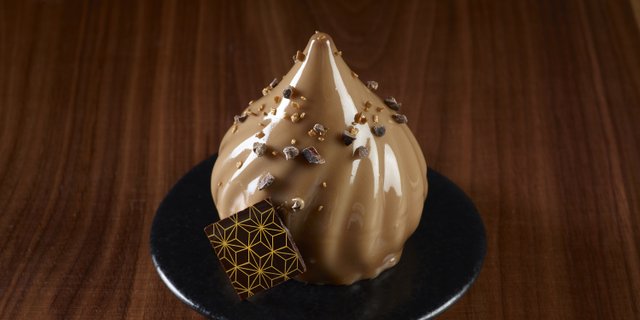 Chocolate Onyx Pastry