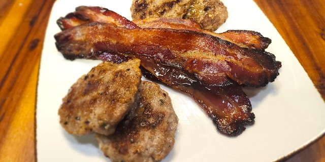 Home-Made Breakfast Sausage