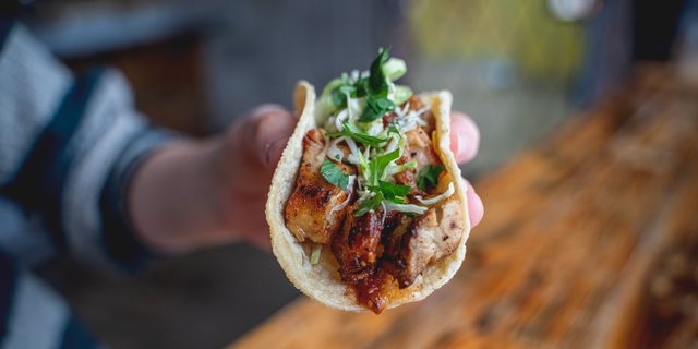Build Your Own Taco Bar (2 Tacos/Person)