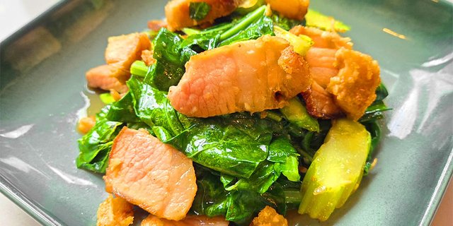 Chinese Broccoli w/ Crispy Pork Belly