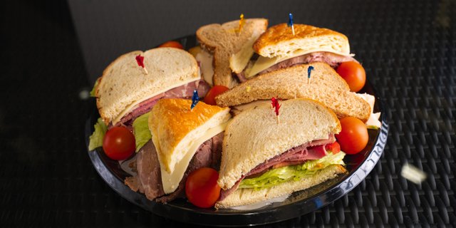 Sandwich Tray