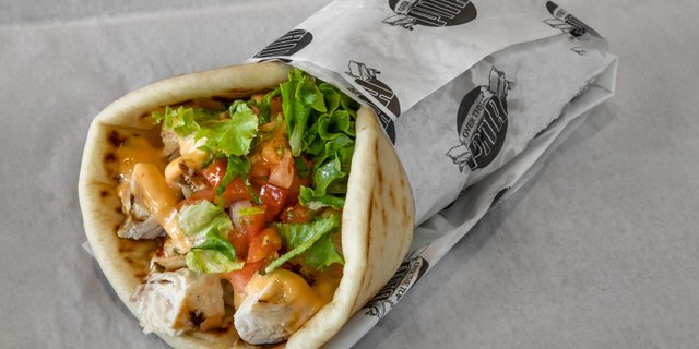 Grilled Chicken Pita