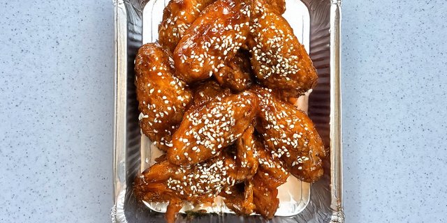 R3-05. Sweet and Spicy Chicken Wings