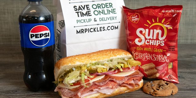 Whole Sandwich, Chips & Drink Premium Bagged Lunch