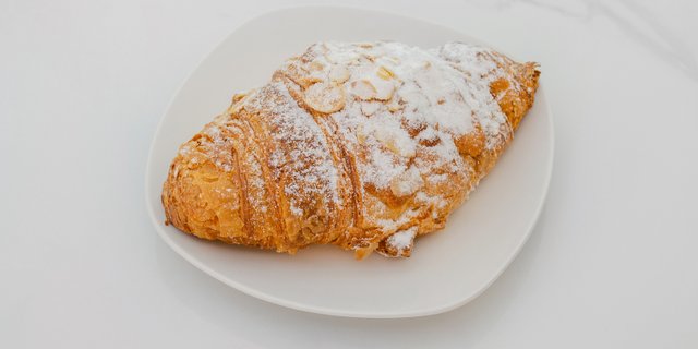 Almond Croissant