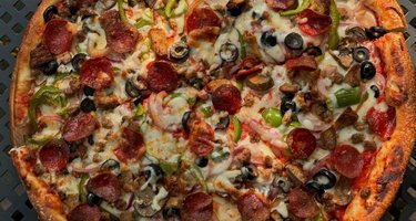 Golden Crust Pizza