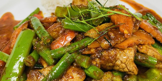 Pad Prik Khing