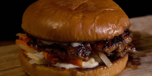 Banh Mi Burger Combo