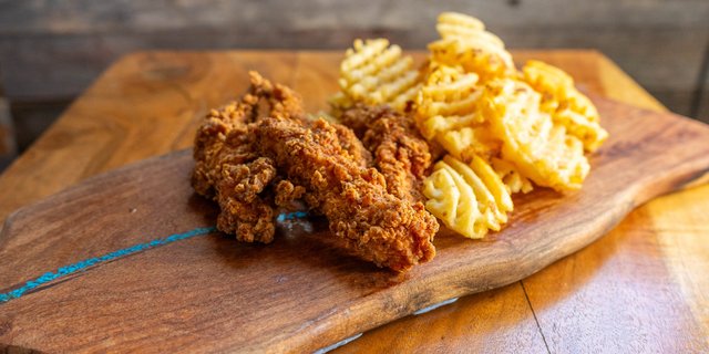Chicken Tender & Fries Pack