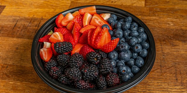 Catering Berry Bowl