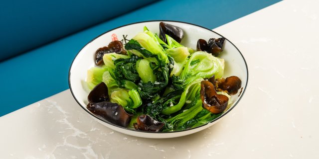 Sautée Shanghai Bok Choy w/ Garlic