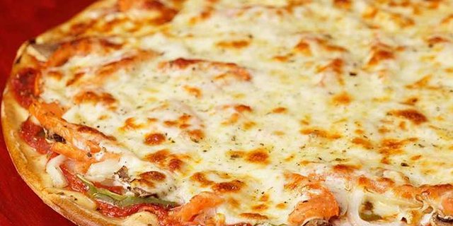 Gluten-Free Vegetarian Deluxe Pizza
