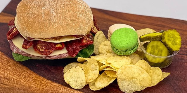 The Spicy Sun-Dried Italian Sandwich Box