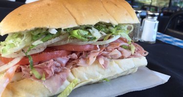 Lou's Giant Subs
