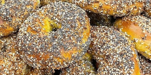 Everything Egg Bagel